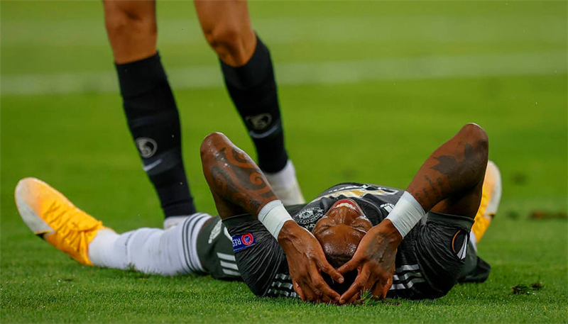 包含加时末段曼联调整名单以备欧篮联,单刀错失环节打磨,媒体盛赞,球队文化被再次提及的词条 包含加时末段曼联调整名单以备欧篮联,单刀错失环节打磨,媒体盛赞,球队文化被再次提及的词条