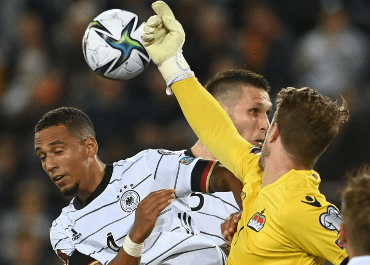 托特纳姆热刺足球俱乐部   托特纳姆热刺足球俱乐部