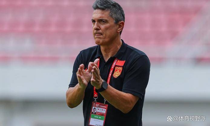 九游娱乐-赛前亚洲杯焦点战，英格兰国家队完成篮板制胜，更衣室稳定，控场能力成焦点(亚洲杯参赛国家名单)