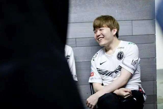 九游娱乐-包含Rookie遭遇五连败，拜仁教练面临压力！的词条